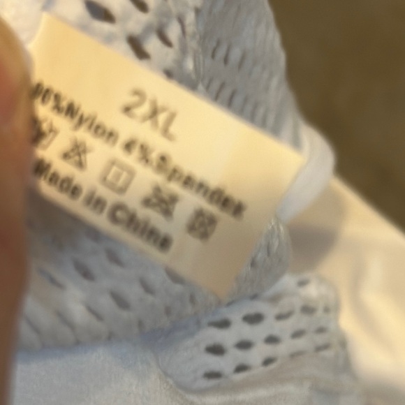 White Wireless Bralette size large - Picture 2 of 3